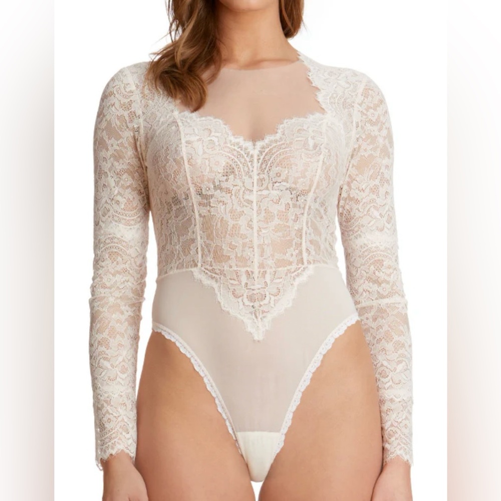 Trésor Long Sleeve Bodysuit